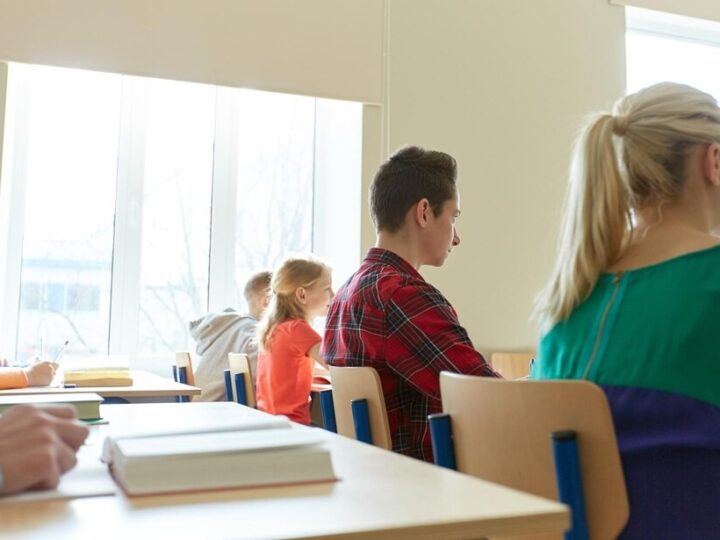 Bezpieczne przejście do szkoły i walka z hejtem: Policjantka edukuje dzieci w Gliniance