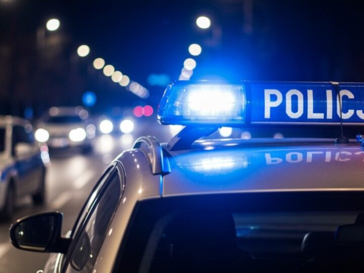 Wszystkich Świętych: policja radzi, jak uchronić się przed kradzieżą na cmentarzu
