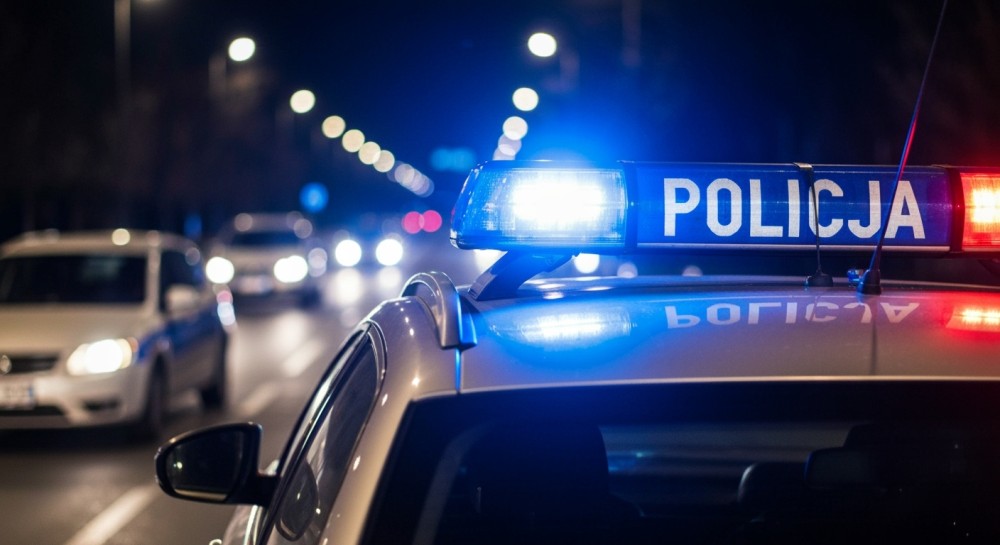 Wszystkich Świętych: policja radzi, jak uchronić się przed kradzieżą na cmentarzu